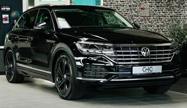 Volkswagen Touareg 4M 1.HD|HUP|DYNA.|MATRIX-IQ|AHK|MASSAGE|VOLL Gebrauchtwagen Kaufen | EZ 12/2018 | Preis 47.990 €