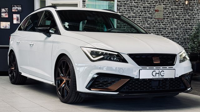 Seat Leon ST Cupra R 300 4Drive |Carbon|Kamera|Beats|ACC| Gebrauchtwagen Kaufen | EZ 07/2020 | Preis 27.990 €