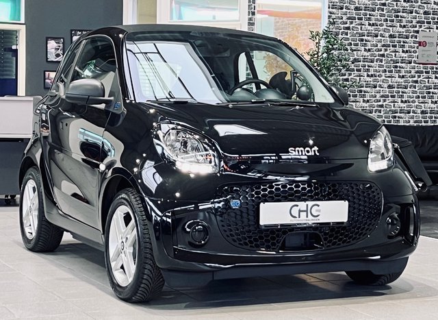 Smart fortwo coupe electric drive EQ|SHZ|TEMPOMAT|DAB Gebrauchtwagen Kaufen | EZ 05/2022 | Preis 9.990 €