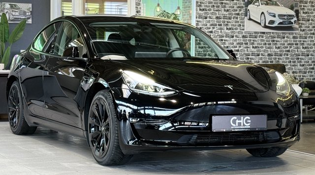 Tesla Model 3 Long Range Dual AWD 82kWh |Autopilot|Mopf| Gebrauchtwagen Kaufen | EZ 03/2021 | Preis 29.990 €