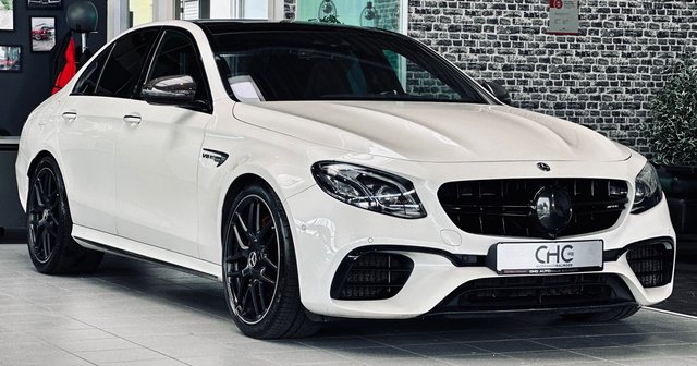 Mercedes-Benz E 63 AMG S 4M BURMESTER|VOLLCARBON|PANO|VOLL Gebrauchtwagen Kaufen | EZ 08/2018 | Preis 78.000 €
