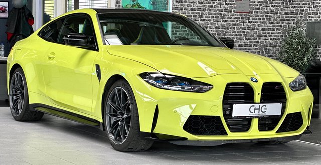 BMW M4 Competition SCHALES.CARBON|H&K|HUP|F.ASSIST+| Gebrauchtwagen Kaufen | EZ 01/2022 | Preis 81.000 €