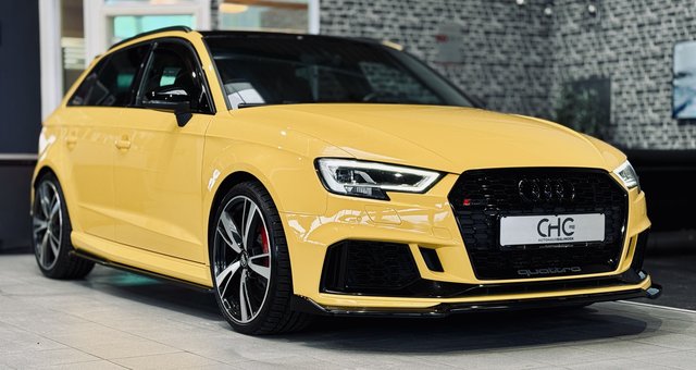 Audi RS 3 Sportback 2.5 TFSI quattro |Sonderlack.|Rarität| Gebrauchtwagen Kaufen | EZ 01/2018 | Preis 42.990 €