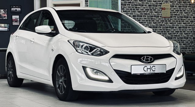 Hyundai i30 Trend AUTOMATIK|LED| Gebrauchtwagen Kaufen | EZ 02/2015 | Preis 9.500 €