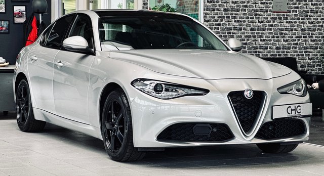 Alfa Romeo Giulia Super Q4 |Pano|Rückfa.|Automatik| Gebrauchtwagen Kaufen | EZ 03/2019 | Preis 25.990 €