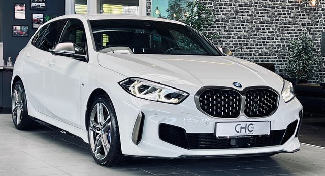 BMW M135 i xDrive DDC|LK+SHZ|NAVI|HiFi|Business Paket Gebrauchtwagen Kaufen | EZ 11/2019 | Preis 34.990 €