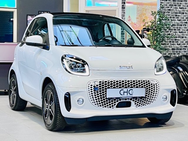 Smart fortwo coupe EQ|PANO|KAMERA|LED|LK+SHZ|TEMPOMAT Gebrauchtwagen Kaufen | EZ 01/2021 | Preis 9.990 €