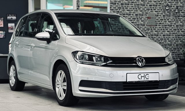 Volkswagen Touran Trendline BMT/Start-Stopp AHK|NAVI|PDC|7S Gebrauchtwagen Kaufen | EZ 04/2017 | Preis 13.990 €