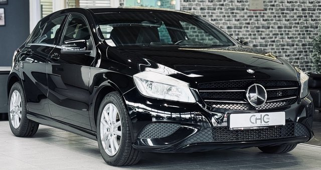 Mercedes-Benz A 180 BlueEfficiency NAVI|SHZ|KLIMA|PDC Gebrauchtwagen Kaufen | EZ 05/2013 | Preis 9.000 €