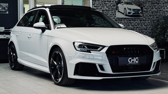 Audi RS 3 Sportback 2.5 TFSI quattro|PANO|RS-Sitze|Magnetic Ride| Gebrauchtwagen Kaufen | EZ 02/2020 | Preis 44.990 €