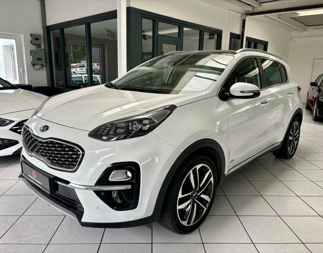 Kia Sportage Platinum Ed.4WD 2.0 D Aut Navi LED Pano Used vehicle for sale | First registration 07/2020