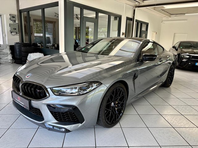 BMW M8 Competition xDrive Laser B&W Keramik DAProf. Used vehicle for sale | First registration 08/2022