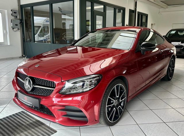 Mercedes-Benz C 220 d 4Matic AMG Line*Navi*LED* Used vehicle for sale | First registration 09/2019