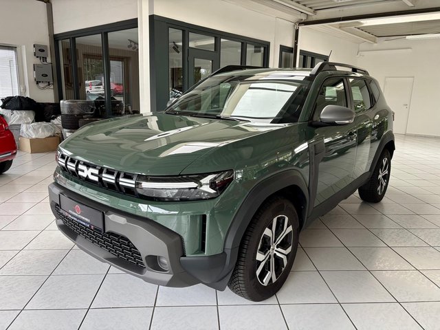 Dacia Duster III TCe 130 Expression Kamera Navi CarPl Used vehicle for sale | First registration 01/2025 | Price 23.499 €