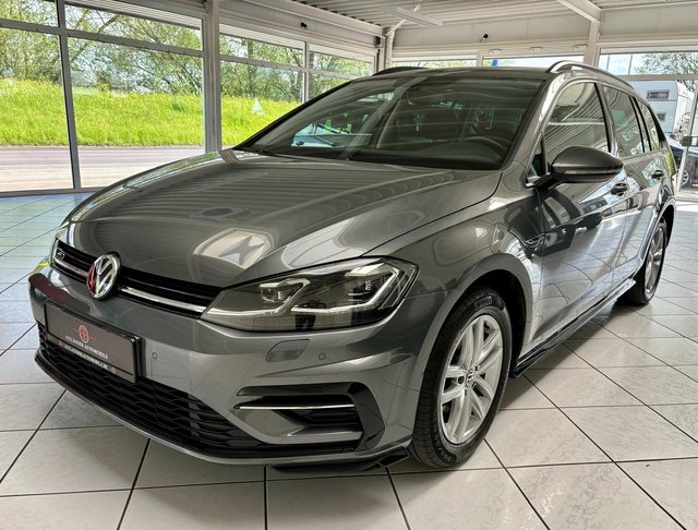 Volkswagen Golf 2.0 TDI Aut.Highline*R-Line*LED*ACC MASSAGE Used vehicle for sale | First registration 09/2019