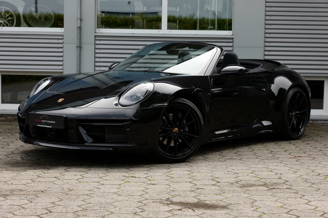 Porsche 992 Carrera Cabriolet Used vehicle for sale | First registration 01/2024