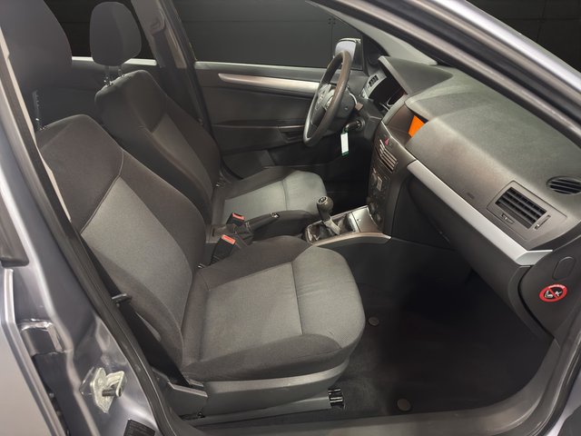 Opel Astra ~ Klimaautomatik~AHK~SERVO~ZV~Tempo~ gute Zustand Edition - bilder 13