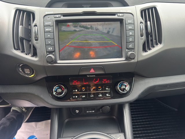 Kia Sportage Spirit 4WD~Automatik~R-KAMERA~AHK~ALU~SHZ~NAVI~XENON~START-STOP~PDC~TÜV NEU absolut TOP SAUBERES Fahrzeug! - bilder 12
