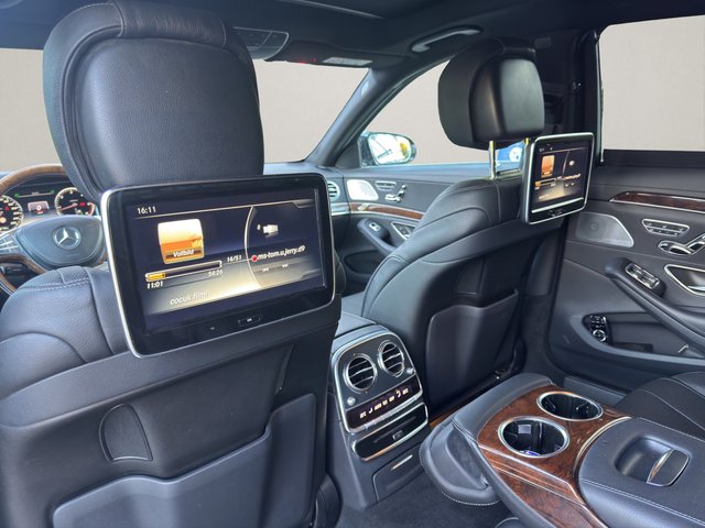 Mercedes-Benz S 350 BlueTec / d L~AMG Line~LED~KEYLES-GO~VAKUMIERTE TÜREN~PANO~R-KAMERA 360g~org.AMG NEU~NAVI~BI-XENON~SIZTH.SITZB.lückenlos SCHECKHEFT~absolut VOLL VOLL VOLL AMG line~AMG org. ALUS NEU / Innen schwarz - außen schwarz / Luftfahrwerk / Vollausstattung - foto 17