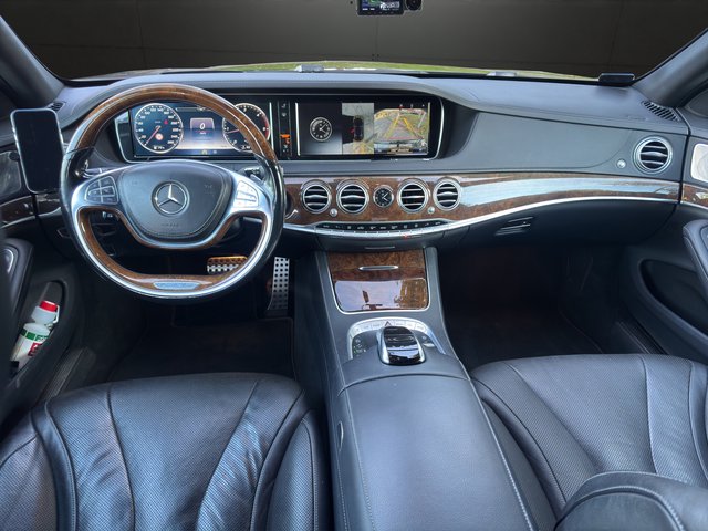 Mercedes-Benz S 350 BlueTec / d L~AMG Line~LED~KEYLES-GO~VAKUMIERTE TÜREN~PANO~R-KAMERA 360g~org.AMG NEU~NAVI~BI-XENON~SIZTH.SITZB.lückenlos SCHECKHEFT~absolut VOLL VOLL VOLL AMG line~AMG org. ALUS NEU / Innen schwarz - außen schwarz / Luftfahrwerk / Vollausstattung - bilder 9