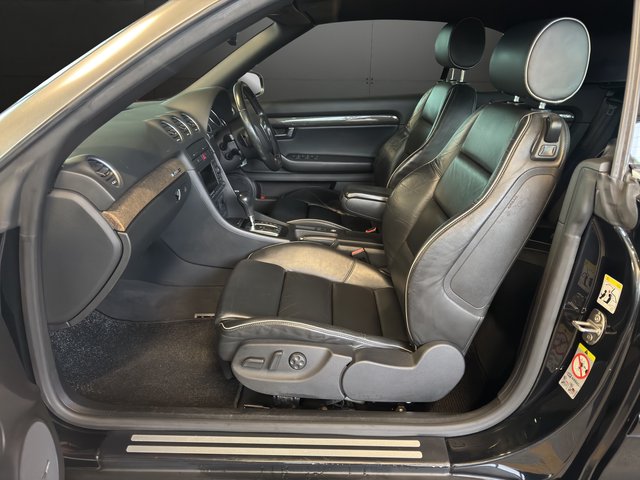 Audi S4 4,2 Quattro~el.Cabriolet Tiptronic~LEDER~XENON~ STH~NAVI~PDC~ALU 18"~STH~SCHECKHEFTGEPFLEGT~ 4.2 quattro - bilder 13