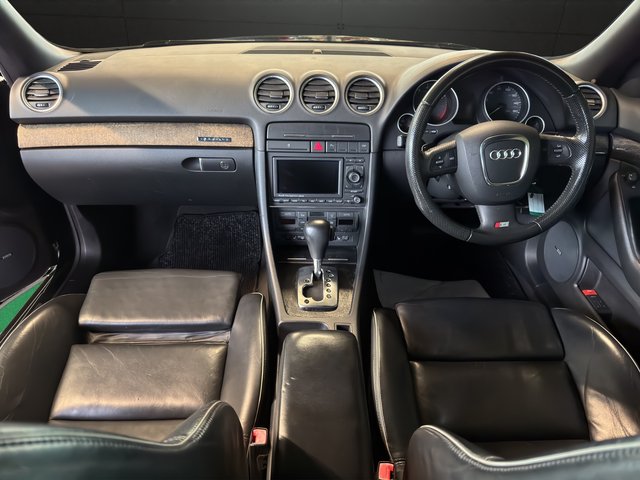 Audi S4 4,2 Quattro~el.Cabriolet Tiptronic~LEDER~XENON~ STH~NAVI~PDC~ALU 18"~STH~SCHECKHEFTGEPFLEGT~ 4.2 quattro - bilder 9