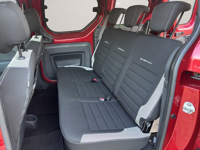 Dacia Dokker Stepway Celebration1.3 TCe~NAVI~CAM~PDC~PDC~NAVI~TEMPO~KLIMA~INS NEU~TÜV NEU~ Sehr sauber und gepflegtes Fahrzeug - foto 16