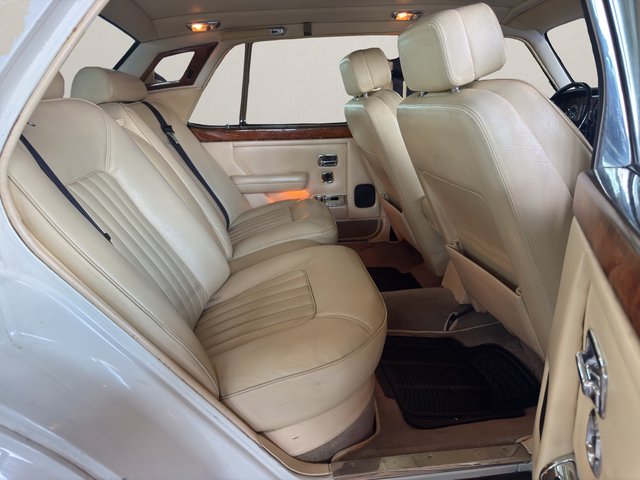 Rolls-Royce ROLLS ROYCE Silver Spirit-KLIMA~SERVO~Luftfahrwerk~LEDER~ZENTRALVERRIELUNG~gute Zustand.! Fahrzeug ist seit 40 Jahren immer im gleichen Besitzer - foto 16