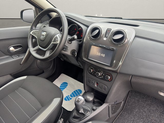 Dacia Sandero II Stepway Celebration~KLIMA~NAVI~PDC~CARPLAY~BLUETOOTTH~TÜV NEU+ INSP.NEU  Prestige - foto 14
