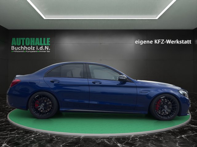 Mercedes-Benz C 63's AMG Braun DESIGNO LEDER~NAVI~SHZ~LED~TOTELWINKELASISTEN~AUTOMATIK~PANO~360G~ Jungstern 12 Monate inkl. - bilder 4