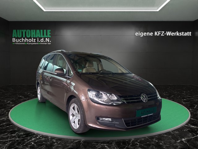 Volkswagen Sharan Highline BMT~AUTOMATIK~7 SITZER~PANO~SHZ~el. SCHIEBETÜREN~KURVENLICHT~AHK~KLIMAAUTOM.~XENON~NAVI~TEMPO~ALCANTARA~ingrierte KINDERSITZE~ ZAHNRIEMEN / INSPEKTION / BREMSEN / REIFEN vor 10.000 tkm erneuert. - bilder 3