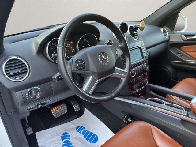 Mercedes-Benz ML 350 BlueTEC 4Matic 7G-TRONIC DPF Grand Edition~ALLRAD~AHK- 3,5 T~SHZ~NAVI~LENKRADHEIZUNG~el.HECKKLAPPE~OFFROAD~KLIMAAUTOM.~R-KAMERA~LEDER-DESIGNO~TEMPO~ Sehr sauberes und gepflegtes Fahrzeug - bilder 20