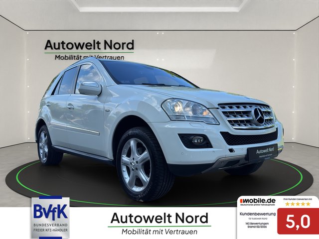 Mercedes-Benz ML 350 BlueTEC 4Matic 7G-TRONIC DPF Grand Edition~ALLRAD~AHK- 3,5 T~SHZ~NAVI~LENKRADHEIZUNG~el.HECKKLAPPE~OFFROAD~KLIMAAUTOM.~R-KAMERA~LEDER-DESIGNO~TEMPO~ Sehr sauberes und gepflegtes Fahrzeug - bilder 3