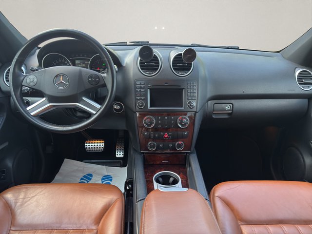 Mercedes-Benz ML 350 BlueTEC 4Matic 7G-TRONIC DPF Grand Edition~ALLRAD~AHK- 3,5 T~SHZ~NAVI~LENKRADHEIZUNG~el.HECKKLAPPE~OFFROAD~KLIMAAUTOM.~R-KAMERA~LEDER-DESIGNO~TEMPO~ Sehr sauberes und gepflegtes Fahrzeug - bilder 9