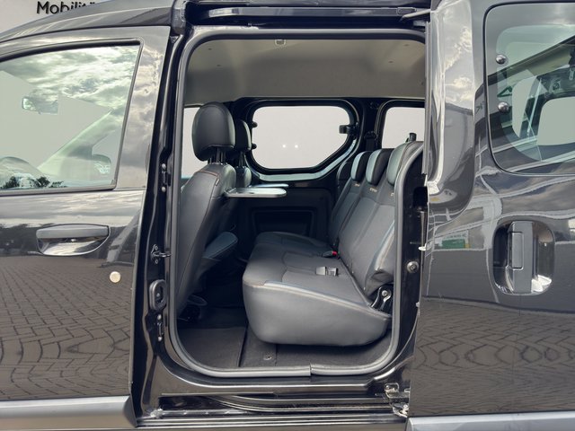 Dacia Dokker Stepway Celebration~SHZ~NAVIGATION~TEMPOM~R-KAMERA~CARPLAY~BLEUTOTTH~SCHECKHEFT~TÜV u. AU NEU sauberes und gepflegtes Fahrzeug - foto 16