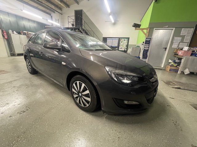 Opel Astra J Sports Tourer~KLIMa~ALLWETTER~sehr sparsam 1 Tank / 1400 km TÜV NEU Edition - bilder 3
