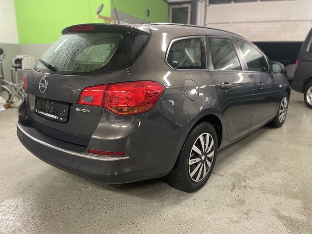 Opel Astra J Sports Tourer~KLIMa~ALLWETTER~sehr sparsam 1 Tank / 1400 km TÜV NEU Edition - bilder 4