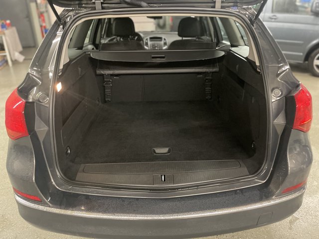 Opel Astra J Sports Tourer~KLIMa~ALLWETTER~sehr sparsam 1 Tank / 1400 km TÜV NEU Edition - bilder 9