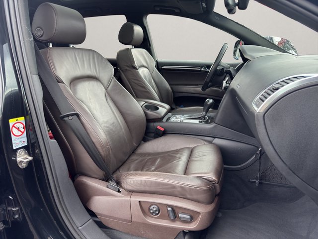 Audi Q7 3.0 TDI quattro EXCLUSIVE~S-Line / XENON~R-KAMERA~AUTOM.~7-Sitzer~SHZ~LEDER~NAVI~el.SITZE~PDC~PANO~el.AHK~SITZH-HINTEN~ Sehr sauberes Fahrzeug - bilder 16