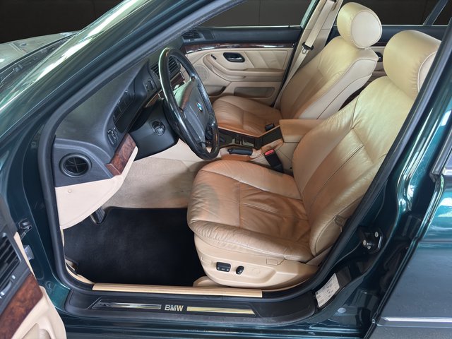 BMW 523i Aut. Edition Exclusive~Automatik~KLIMA~LEDER~ALU~STH~el.FH~Kein Rost~Keine Mängeln~2 Jahre TÜV Neu sehr sauberes Fahrzeug~gut gepflegtes Fahrzeug - bilder 12