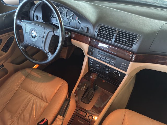 BMW 523i Aut. Edition Exclusive~Automatik~KLIMA~LEDER~ALU~STH~el.FH~Kein Rost~Keine Mängeln~2 Jahre TÜV Neu sehr sauberes Fahrzeug~gut gepflegtes Fahrzeug - bilder 14