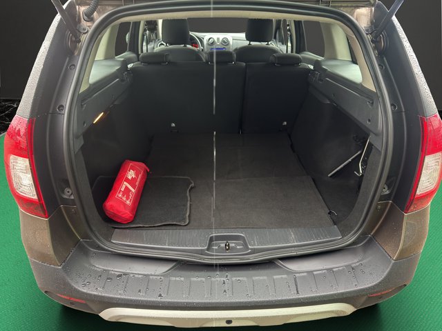 Dacia Logan Stepway Celebration~ MCV II Kombi~AUTOMATIK~KLIMA~ALLWETTERREIFEN~AHK~NAVI~TEMPO~TÜV NEU - bilder 17