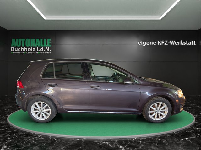 Volkswagen Golf VII~Loung Lounge BMT~DSG~F1~ALU~PDC~TEMPOMATIK~KLIMAAUTOMATIK~SITZH.~el. FH~Nagelneue ALLWETTERREIFEN~TÜV NEU - bilder 4