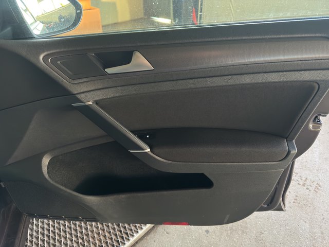 Volkswagen Golf VII~Loung Lounge BMT~DSG~F1~ALU~PDC~TEMPOMATIK~KLIMAAUTOMATIK~SITZH.~el. FH~Nagelneue ALLWETTERREIFEN~TÜV NEU - bilder 20