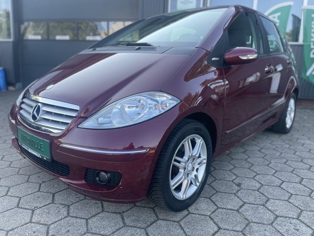 Mercedes-Benz A 150 Edition 10~KLIMA~ALU~AUTOMATIK~PANORAMADACH~PDC~SHZ.~1.HAND - bilder 1