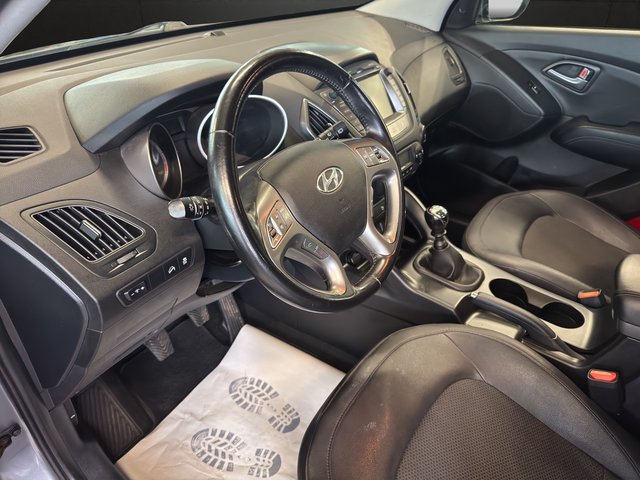 Hyundai ix35~LEDER~NAVI~R-KAMERA~AHK~ALLWETTERREIFEN~STH~PANO~PDC~XENON~ INSP. NEU~TÜV NEU Comfort 2WD - bilder 19