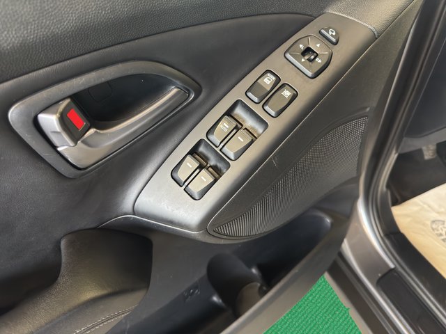 Hyundai ix35~LEDER~NAVI~R-KAMERA~AHK~ALLWETTERREIFEN~STH~PANO~PDC~XENON~ INSP. NEU~TÜV NEU Comfort 2WD - bilder 21