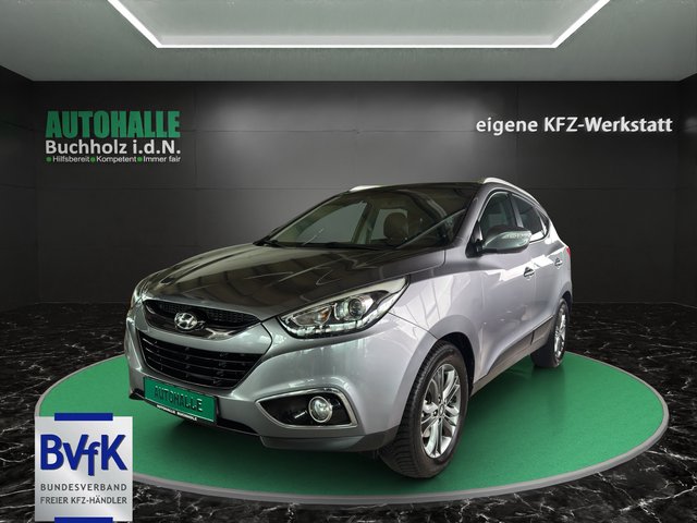 Hyundai ix35~LEDER~NAVI~R-KAMERA~AHK~ALLWETTERREIFEN~STH~PANO~PDC~XENON~ INSP. NEU~TÜV NEU Comfort 2WD - bilder 1