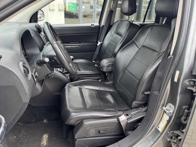 Jeep Compass Limited 4x4~Navi~KLIMAAUT.~ALUS~WINTR.~SHZ~6 gang~STANDHEIZUNG~TEMPO~ Das Fahrzeug wird bevorzugt an Wiederverkäufer / Auslandverkauf / Bastler / Export.! - bilder 15