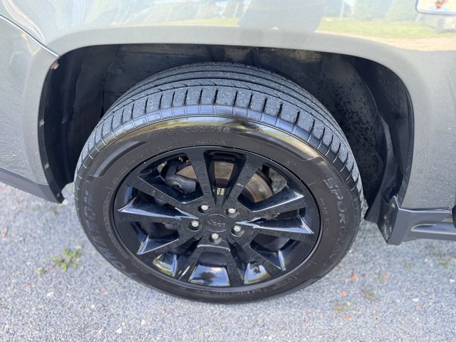 Jeep Compass Limited 4x4~Navi~KLIMAAUT.~ALUS~WINTR.~SHZ~6 gang~TÜV bis 08/26~STANDHEIZUNG~TEMPO~ Das Fahrzeug wird bevorzugt an Wiederverkäufer / Auslandverkauf / Bastler / Export.! - bilder 9